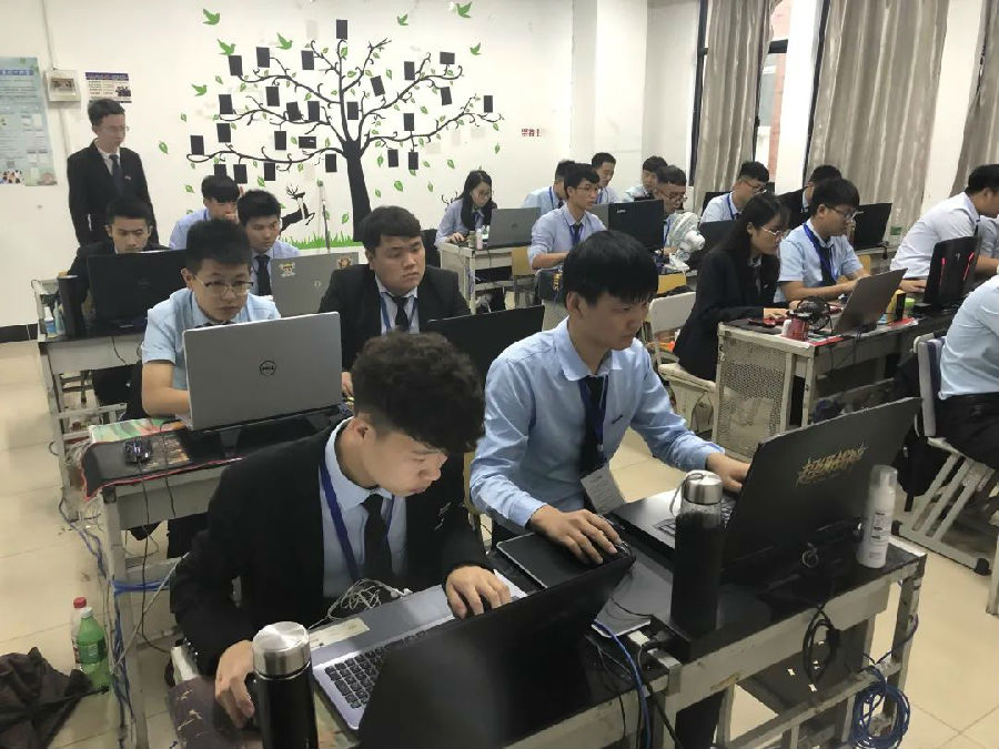 八維教育培訓學校熱門專業(yè)優(yōu)勢解讀