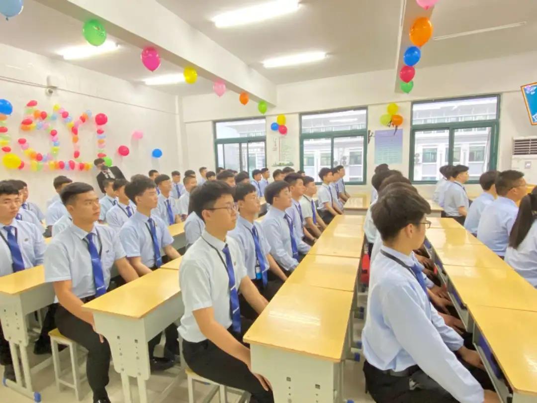 八維教育20.0四階十月全項(xiàng)目體系優(yōu)勢璀璨打造教育升級新輝煌