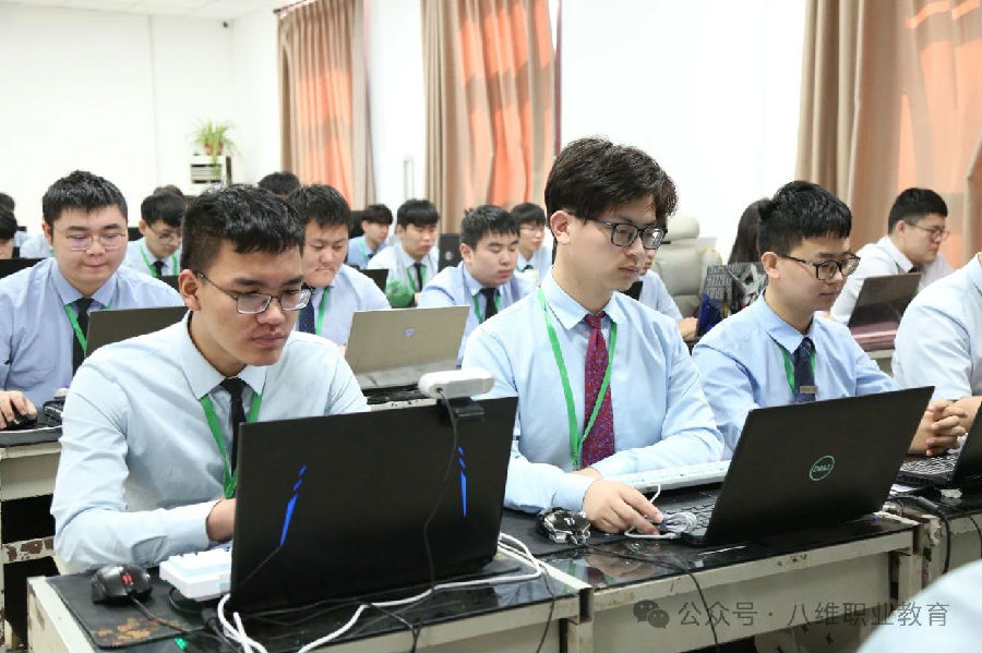 八維職業學校解鎖職業技能新高度打造多元化精英之路