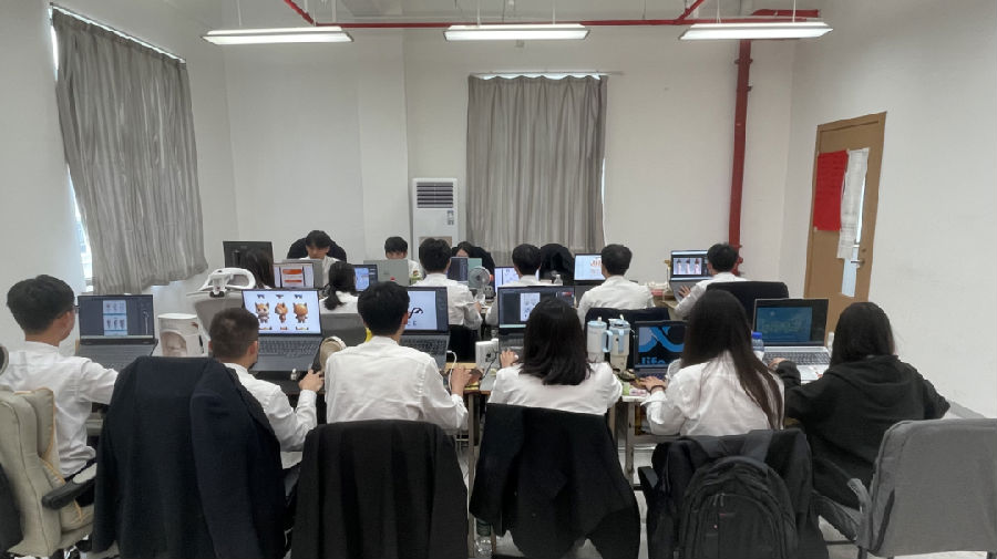 八維職業學校開啟優質就業新賽道領跑未來職場巔峰之路