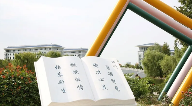 八維教育傾力打造技能人才，助力畢業生優質就業
