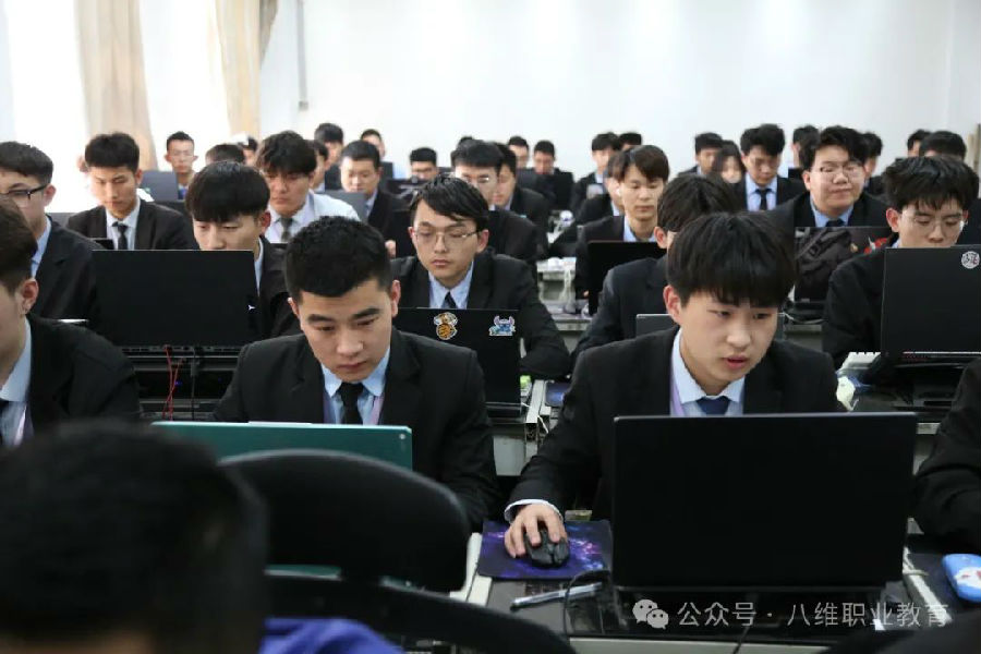 江蘇宿遷八維學校：數字技能改變命運，就業無憂實現夢想！