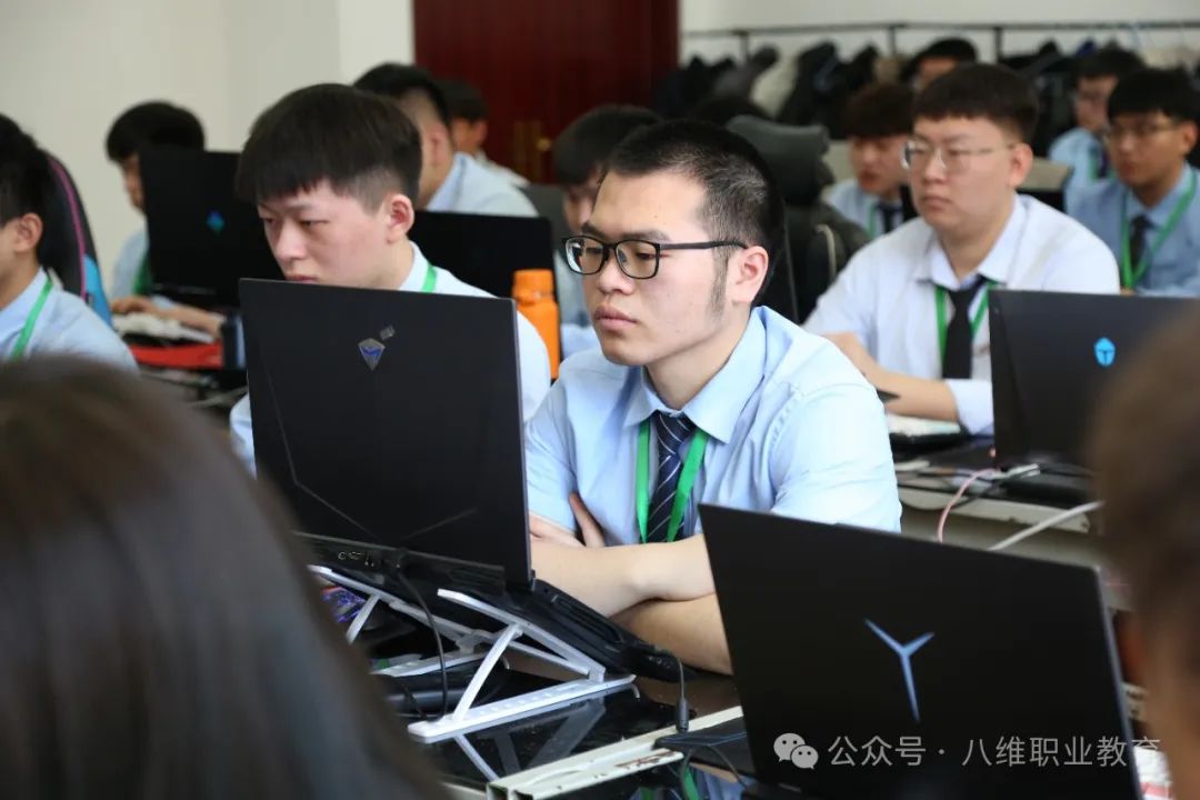 江蘇宿遷八維學校AI：引領創(chuàng)新教育潮流，打造智慧未來先鋒！