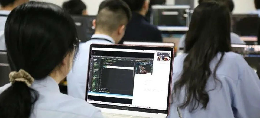 江蘇宿遷八維教育：打造優質就業新篇章，助力學子職業騰飛