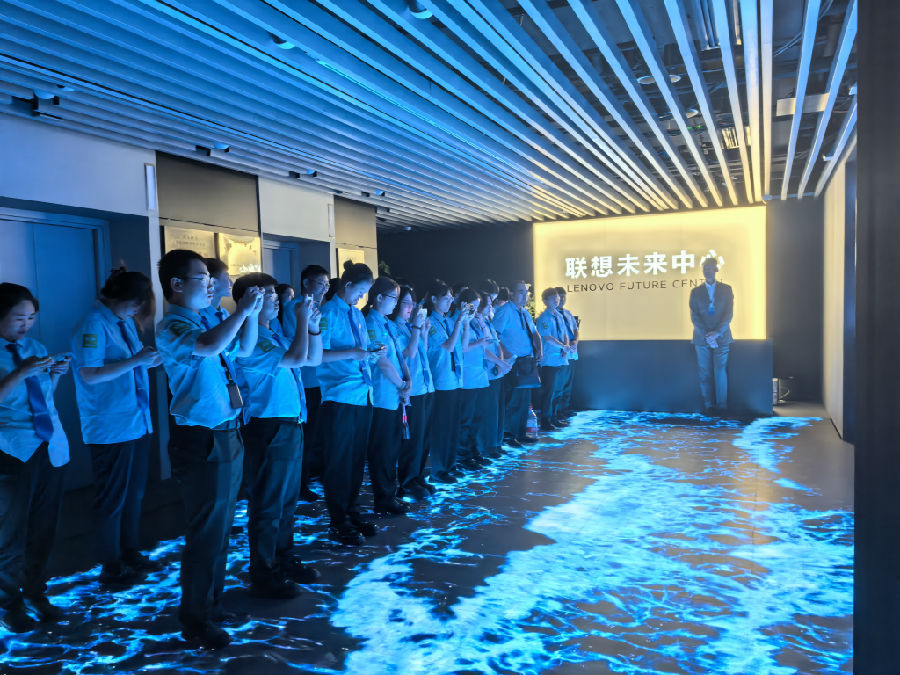 八維職業學校：開啟智慧未來人工智能領域，引領未來科技潮流！
